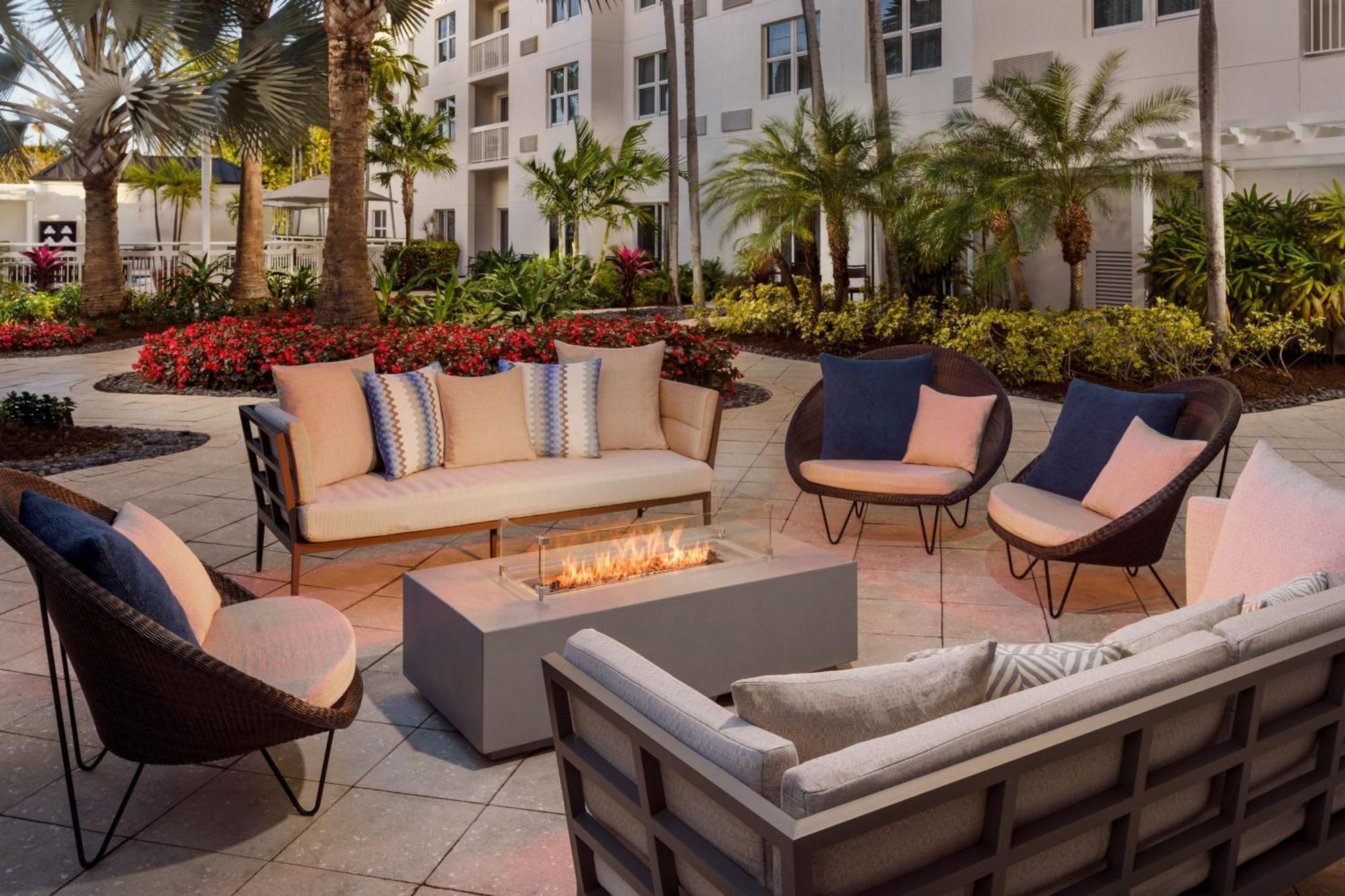 Courtyard By Marriott Miami Aventura Mall Eksteriør bilde