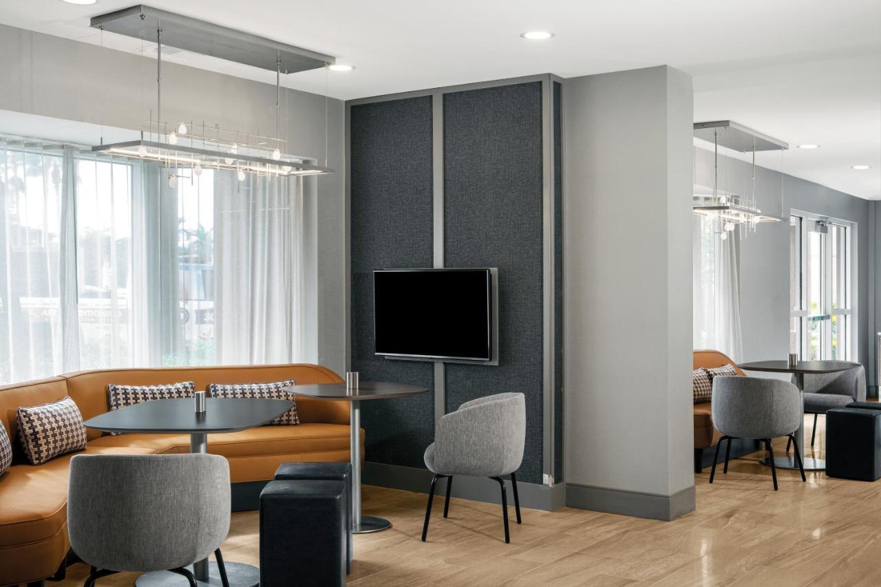 Courtyard By Marriott Miami Aventura Mall Eksteriør bilde